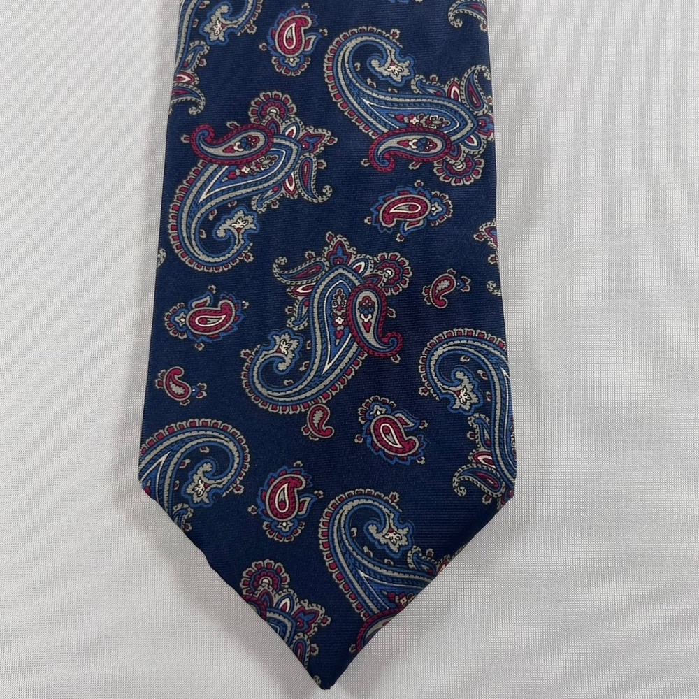 Christian Dior Necktie Mens Navy Blue Paisley 100% Silk Woven Italy Made in USA